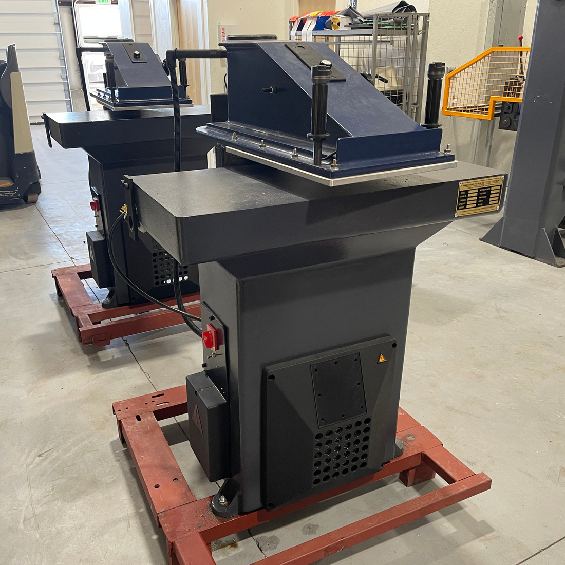 Used 20 Ton Swing Arm Clicker Press