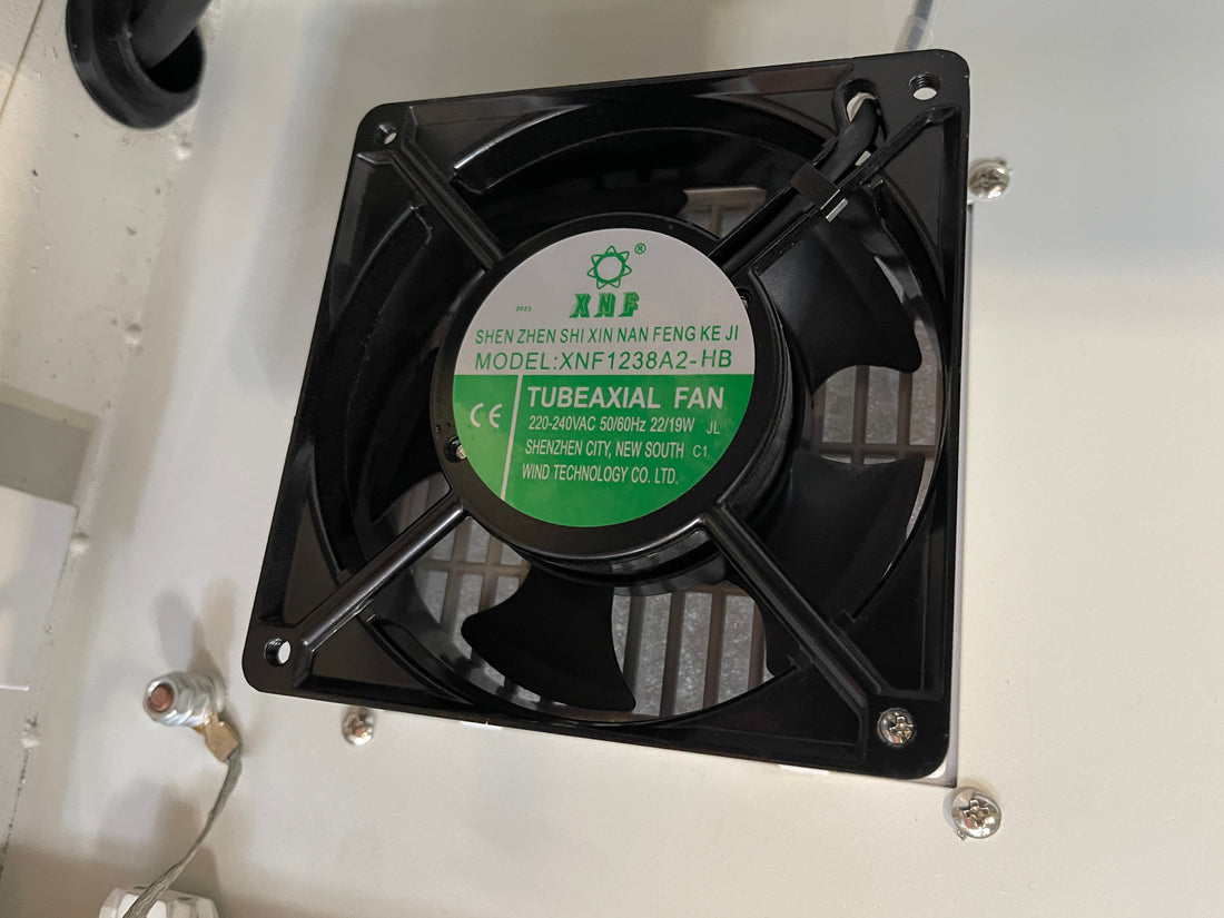XNF Axial Cooling Fan | XNF1238A2-HS | 120×120×38mm AC | 220–240V | 22/19W | 2-Wire | CE Certified