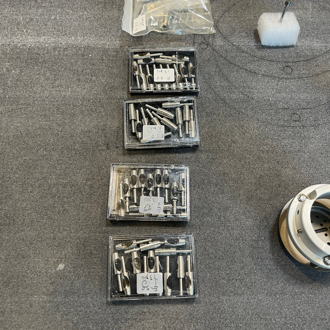 50% OFF Used Research Machine: RUIZHOU Oscillating Knife Cutting Table