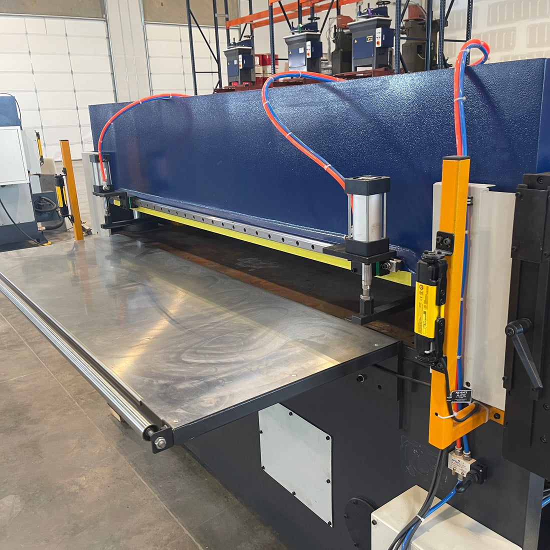 40% OFF FLOOR MODEL! NEW 50 Ton Full Beam Platen Press with Pinch Roller Automation Package