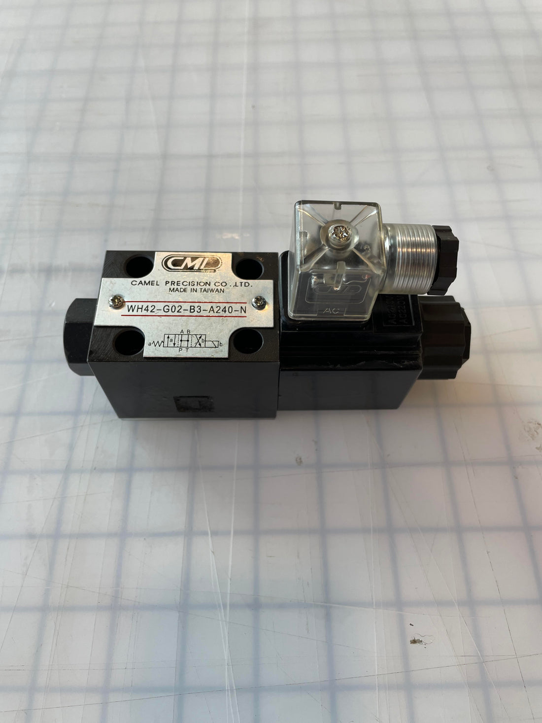 CML solenoid directional valve / WH42-G02-B3-A240N / 4 Ways 2-Positions / DIN Connector / High Flow