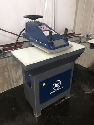 Axis Series swing arm clicker press, side view