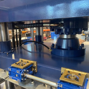 Forge Series four-post press cylinder and die clamps