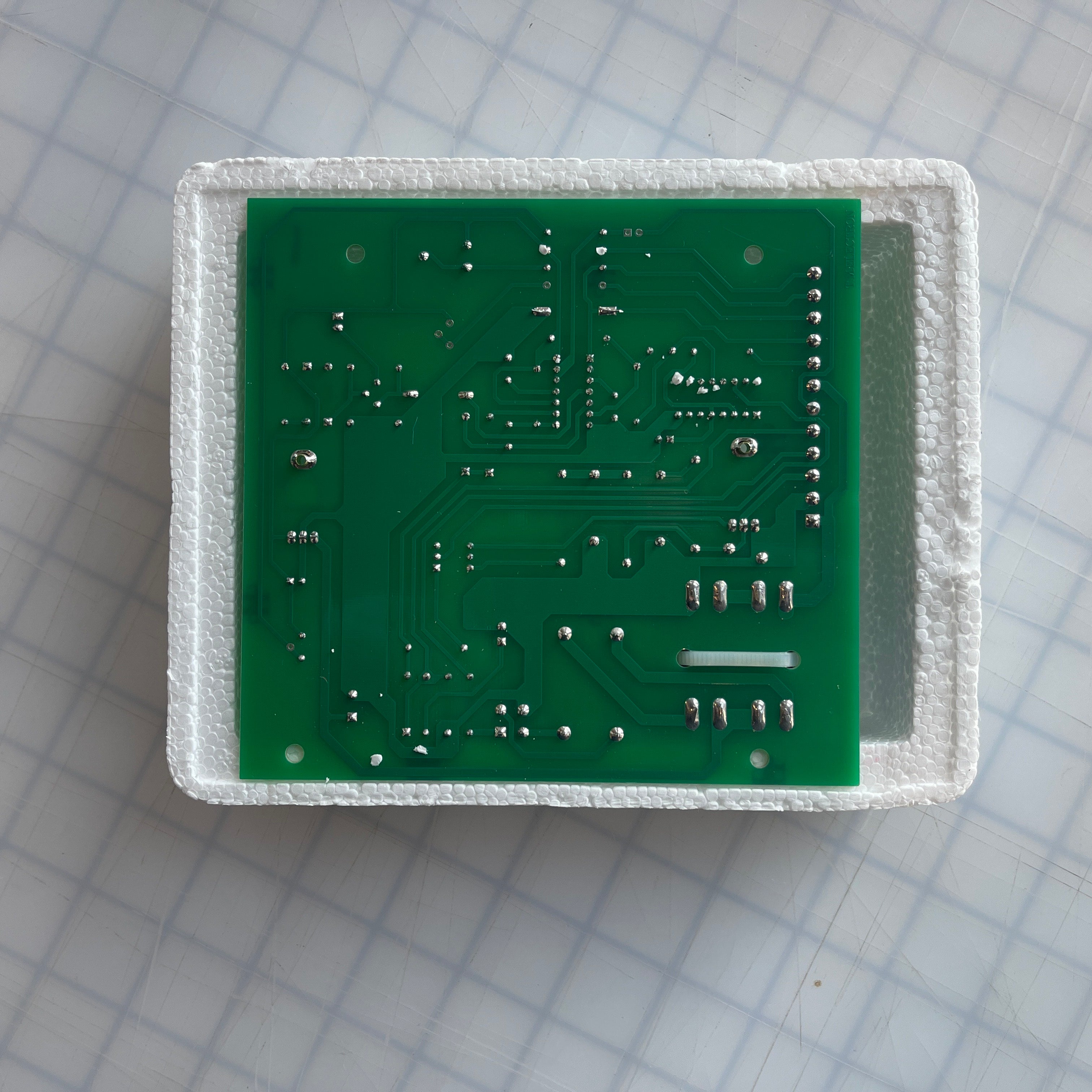 HAMMERHEAD Swing Arm Clicker Press PCB Circuit Board | GSB-2060-EA